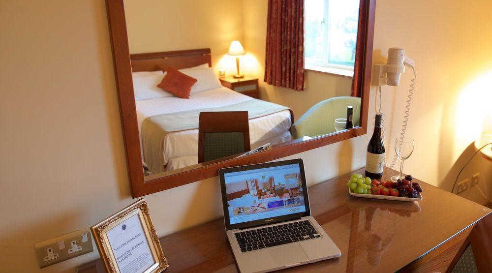 Four Seasons Hotel & Leisure Club Monaghan Eksteriør billede