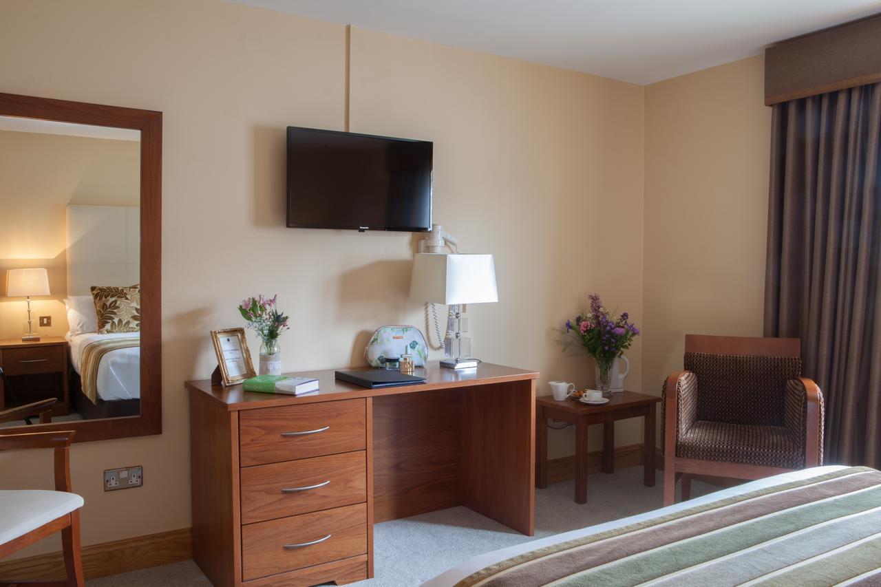 Four Seasons Hotel & Leisure Club Monaghan Eksteriør billede