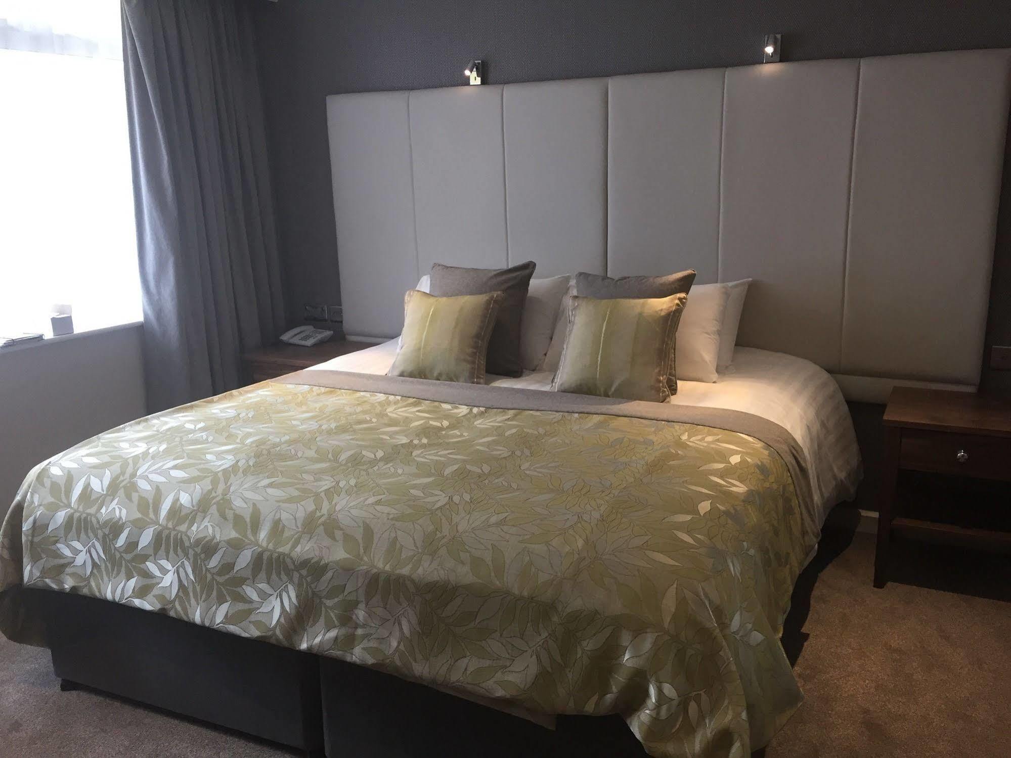 Four Seasons Hotel & Leisure Club Monaghan Eksteriør billede